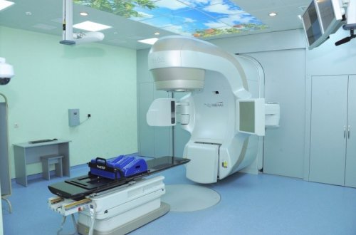 Milli Onkologiya Mərkəzinin yeni korpusunda 2 ədəd “VitalBeam™” xətti sürətləndirici sistemi istifadəyə verilib