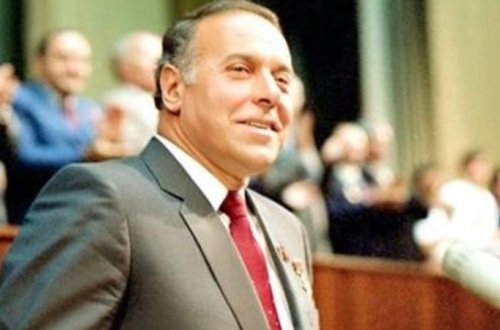 Heydər Əliyevin Azərbaycan dili ilə bağlı MÖHTƏŞƏM SÖZLƏRİ - VİDEO