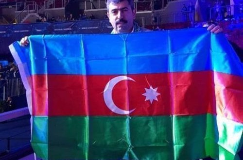 Azərbaycanlı fanat: Himnimiz səslənəndə ermənilər ayağa qalxdı