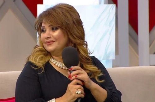 Azərbaycanlı müğənni üçüncü dəfə burnunu kəsdirdi