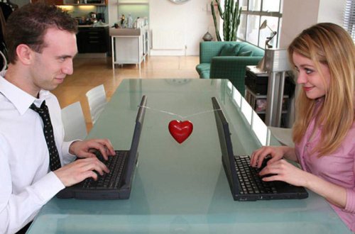 Sosial şəbəkələrdəki tanışlıq nələrə səbəb olur? - ARAŞDIRMA - VİDEO - FOTO