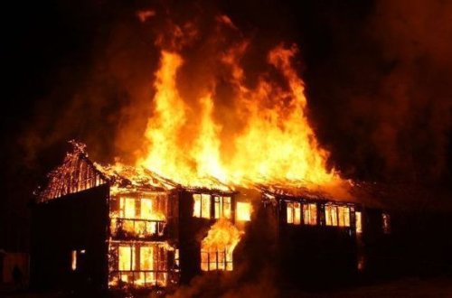 Şirvanda iki uşaq tüstüdən boğularaq öldü