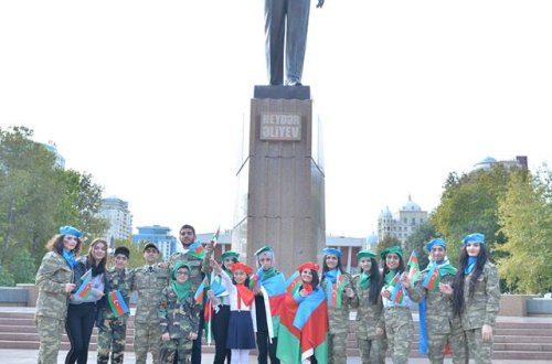 “Hərəyə bir bayraq verək” aksiyası keçirilib