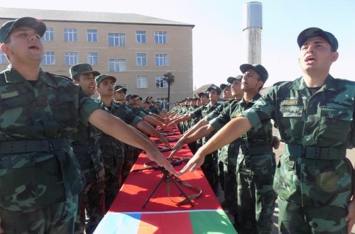 Azərbaycan Ordusunda “Açıq qapı günü” və andiçmə mərasimi keçirilir