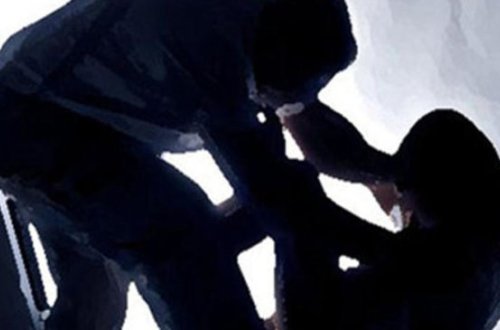 Bakıda iyrənc hadisə - gecəyarısı 2 kişi küçədə qadını...