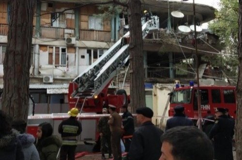   SON DƏQIQƏ: Məcburi köçkünlərin binasında yanğın – Fotolar