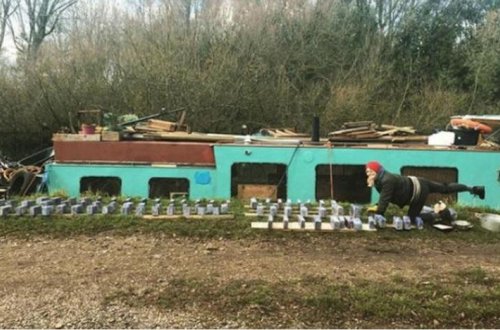 Kirayə pulu ödəməkdən bezən model, baxın, neylədi - Fotolar