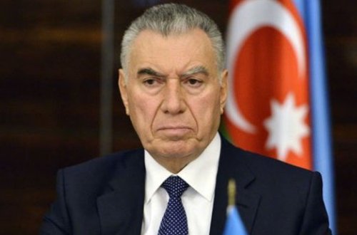 Əli Həsənovla bağlı şok məlumat - 2 milyard manat mənimsəyib