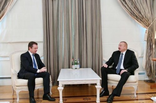 İlham Əliyev Beynəlxalq Paralimpiya Federasiyasının prezidentini qəbul edib