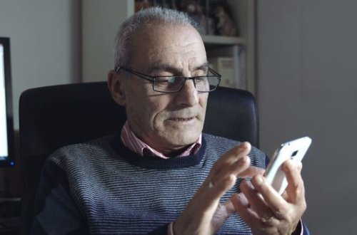 Pensiya yaşı tamam olanlara SMS-lə məlumat göndəriləcək