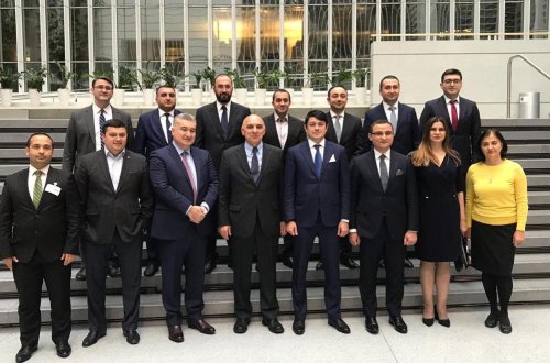 Dövlət Komitəsinin nümayəndə heyəti Vaşinqtonda səfərdədir (FOTO)