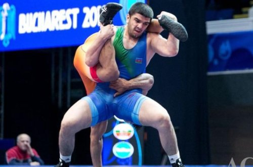 Güləşçimiz ermənini məğlub edərək sonda dünya çempionu oldu