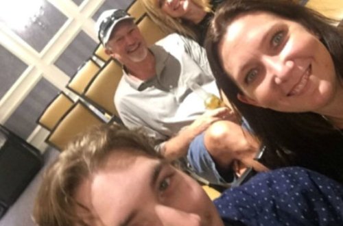 Sevgilisinin şər atdığı oğlanı 99 illik həbsdən selfie fotosu xilas etdi