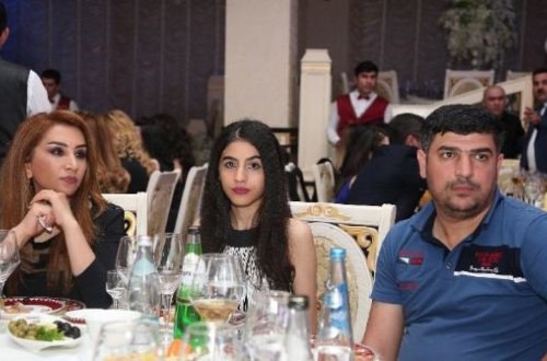 Elnarə Abdullayevanın ailəsində ÖZƏL GÜN - FOTO