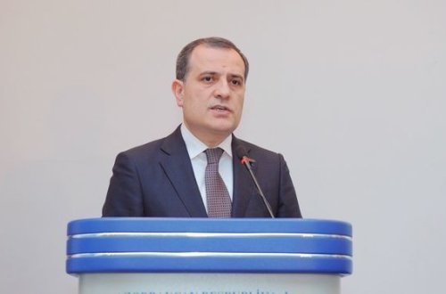 Nazir məktəb direktorunun döyülməsinə münasibət bildirdi