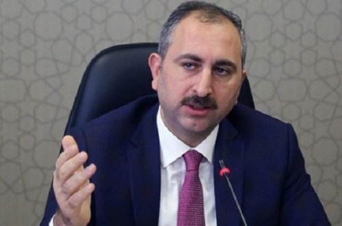 Türkiyənin ədliyyə naziri Azərbaycana gəlib