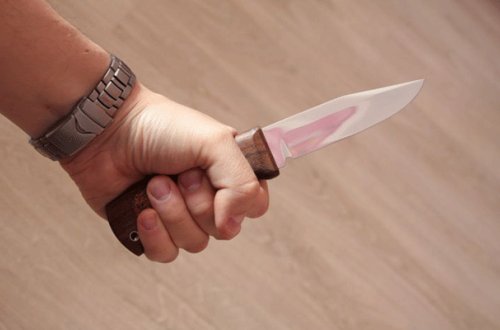 Bakıda QƏTL: Yeniyetmə 44 yaşlı kişini öldürdü