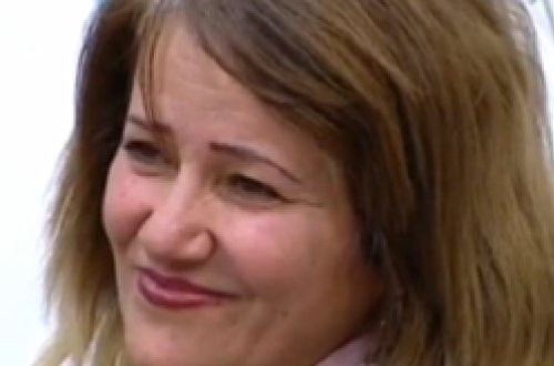 Xoşqədəmi̇n veri̇li̇şi̇ndə ana olmaq i̇stəyən 50 yaşlı qadını bi̇abır etdi̇lər – vi̇deo