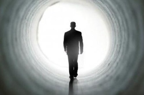 DİQQƏT: Bu həqiqətən də düz çıxır- Kimdə bu əlamət varsa, demək ömrünün sonuna az qalıb