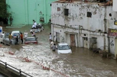 Səudiyyə Ərəbistanında daşqınlar nəticəsində 35 nəfər ölüb