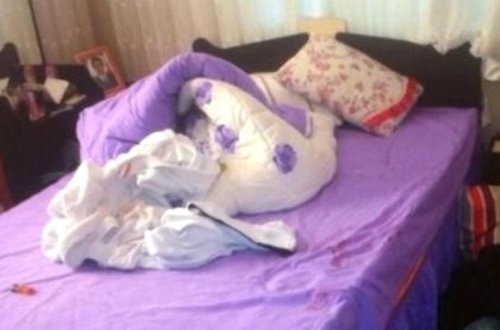 Xəyanət etdiyindən şübhələnərək öldürülən gəlinin FOTOsu yayıldı - Yataq otağında...