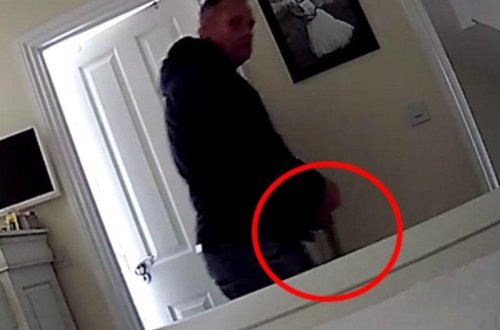 Qonşu gəlinin alt paltarına toxunmaq üçün evinə girdi - Anbaan VİDEOsu