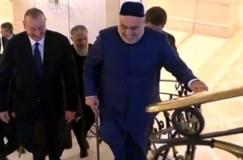 Kadırov prezident və şeyxi belə güldürdü – VİDEO