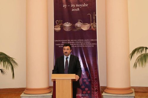 BİZİ YURDUMUZA QAYTARIN! Şüarı adlı konfrans- sərgi keçirildi