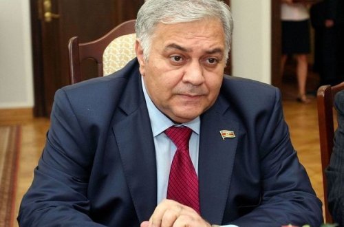 Spiker: Deyəsən, dərmanın dozası çox yuxarı oldu