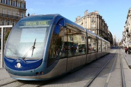 Bakıda yerüstü metro tikiləcək