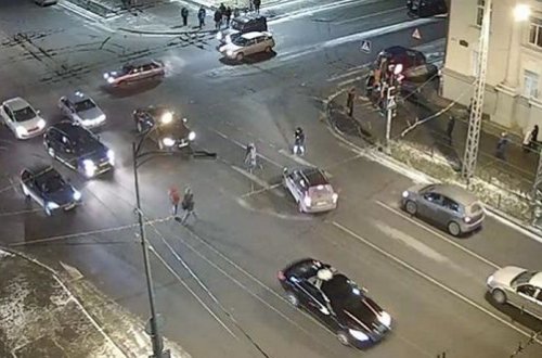 Azərbaycanlıların Rusiyadakı toy korteji müzakirələrə səbəb olub - VİDEO