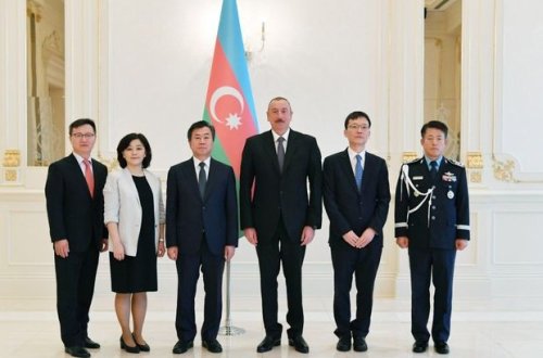 İlham Əliyev üç ölkənin yeni səfirini qəbul edib - FOTO