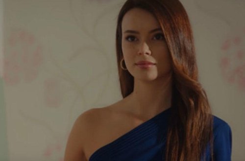 Qız bacısının ərini soyundurmaq istədi - Əxlaqsızlığı təbliğ edən serial cərimələndi - VİDEO