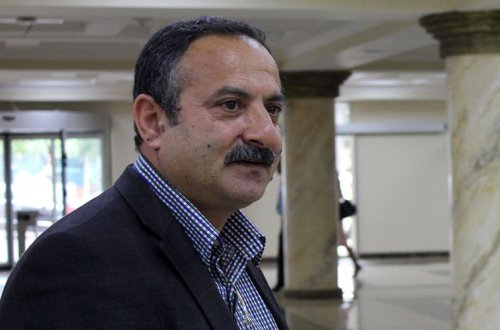 Azərbaycan kişisi qadınını niyə döyür?