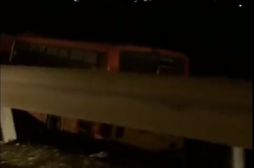 Xırdalanda avtobus aşdı: 9 yaralı - YENİLƏNİB + VİDEO