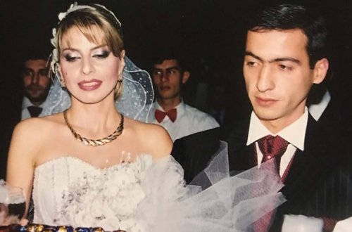 Lamiyə toy fotolarını yaydı