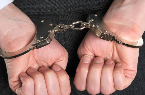 Baş nazirin sabiq müavini saxlanıldı - Qırğızıstanda