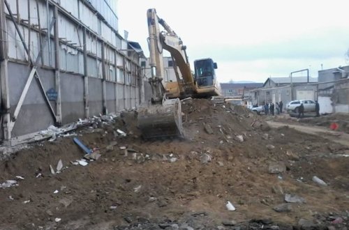 Bakının məşhur bazarı tamamilə söküldü – FOTOLAR