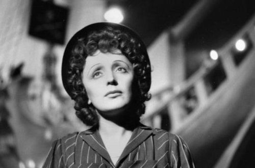 Fahişəxanada böyüyən, 15 yaşında ərə verilən, ölüsündən kilsənin imtina etdiyi əfsanəvi müğənninin DƏHŞƏTLİ HƏYATI