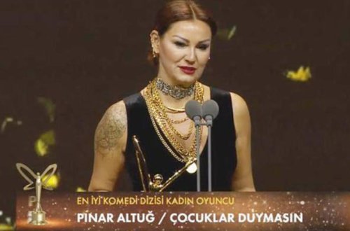 “Mükafat alanda utanmadız?” deyən izləyiciyə aktrisadan SƏRT CAVAB