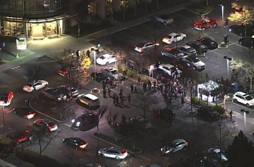 “Facebook”un binası boşaldıldı - Bomba xəbərdarlığı