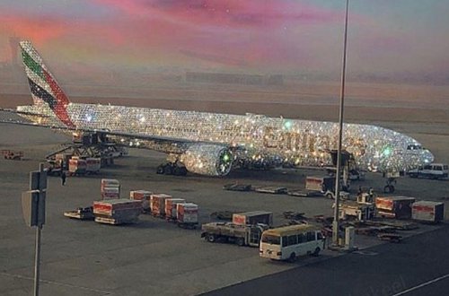 Ərəblərin brilyant təyyarəsi: sirr açıldı - FOTO