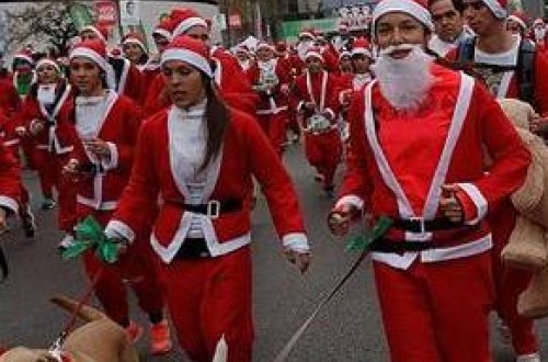 Şaxta babalar küçənin ortasında əlbəyaxa oldular - VİDEO