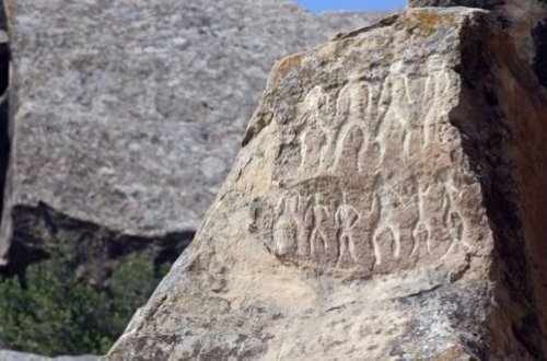CNN Qobustan haqqında: Açıq səmada inanılmaz muzey - FOTO/VİDEO