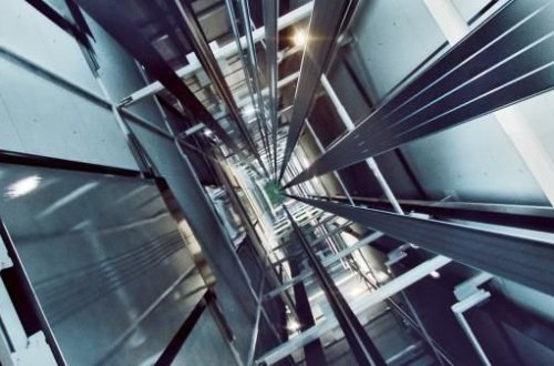 Bakıda liftdəki qəzaya görə daha bir nəfər həbs olundu