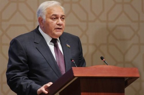 Spiker: Sənədlərdə qoşunların Azərbaycan ərazisindən çıxarılması tələb edilir