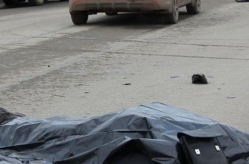 Avtobus metro əməkdaşını vurdu