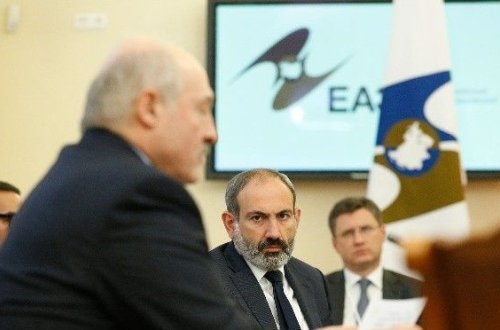 Lukaşenko: Aranı Paşinyan qarışdırdı