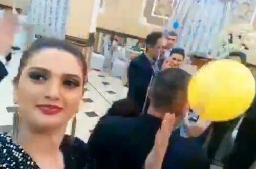 Azərbaycanlı aparıcı oğlunun toyunda mahnı oxudu - VİDEO