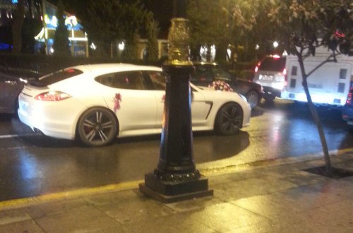 Bakıda bəy-gəlin TIXACDA QALDI - TOYa gecikdilər - FOTO